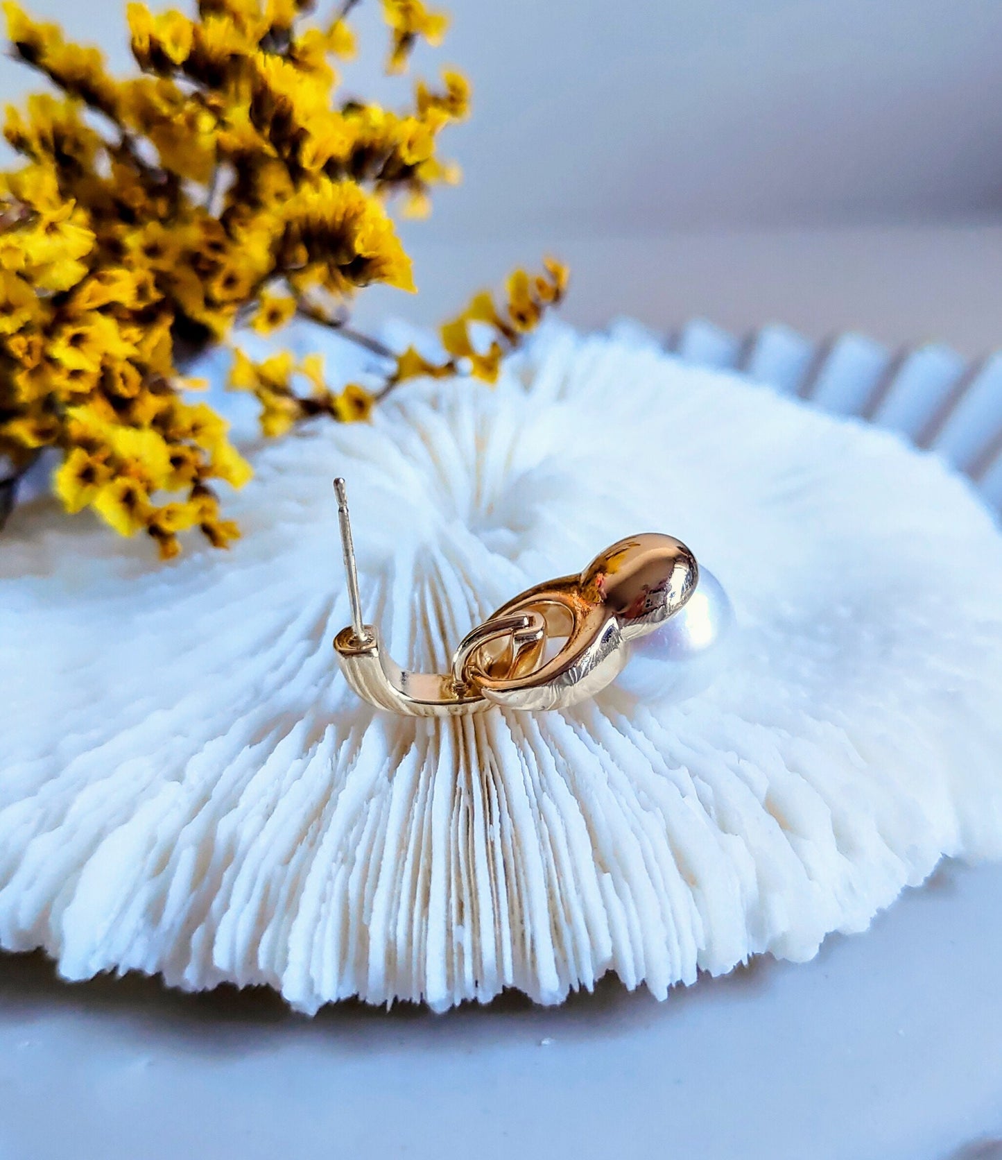 Modern & Simple Freshwater Pearl 14K Gold-Plated Stud Earrings