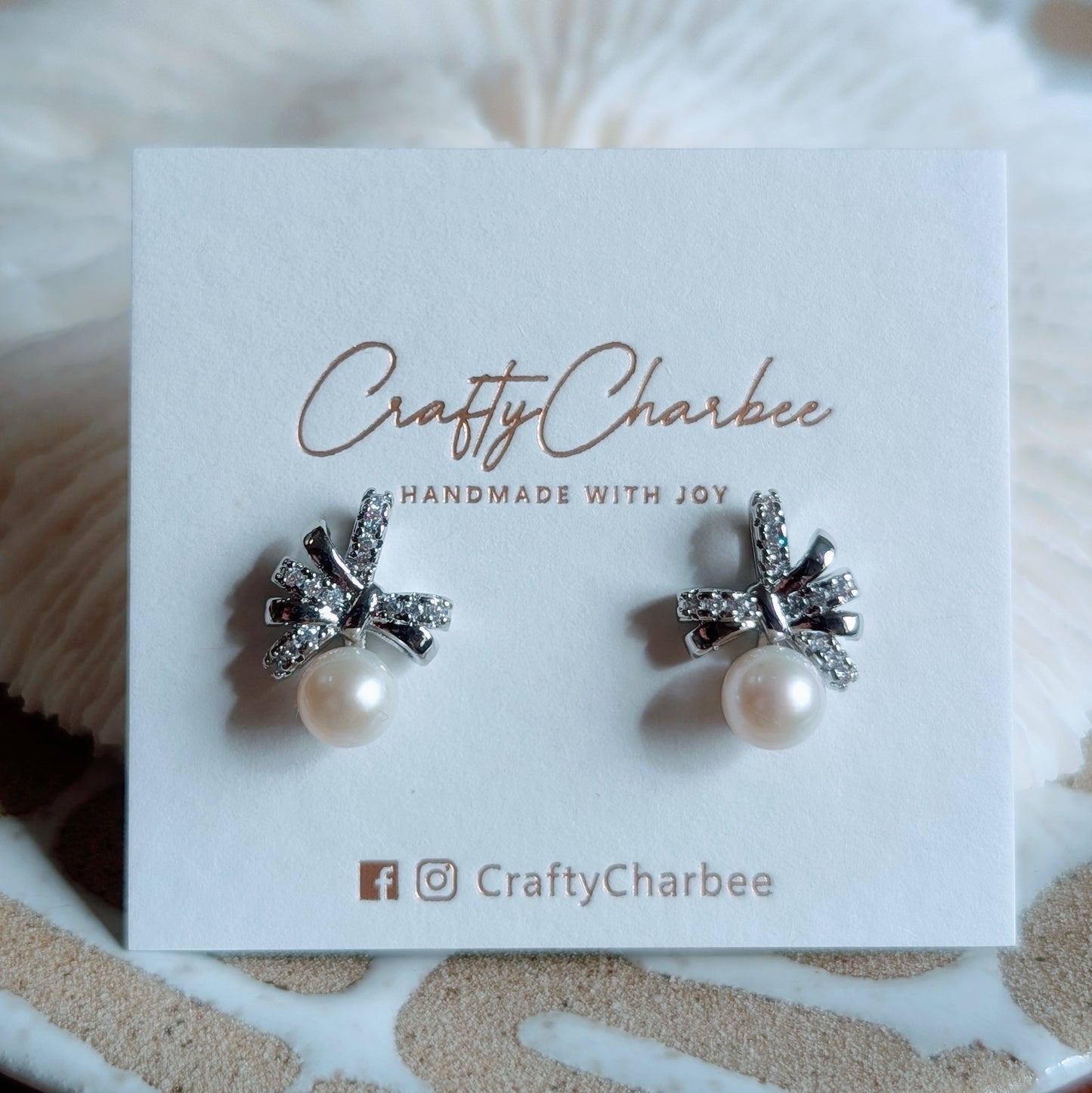 Rhinestone Bow Natural Freshwater Pearl 14K Gold-Plated Stud Earrings (Sliver)